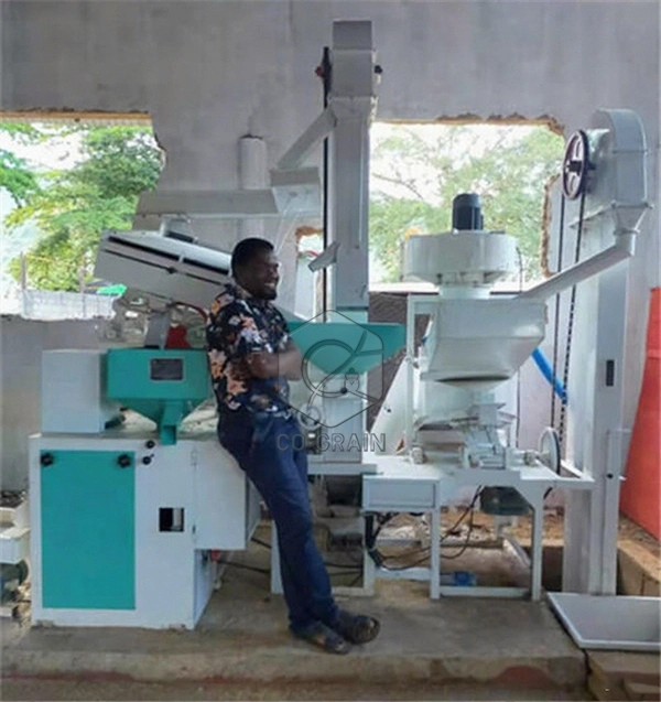 Máquina_de_procesamiento_de_arroz_de_Tanzania