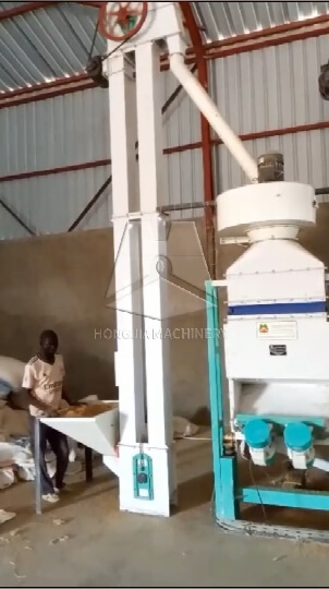 Máquina de molino de arroz 30TD en Malawi