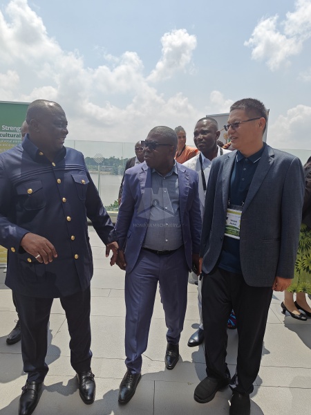 Hongjia Grain Machinery participa en la Ceremonia de Desarrollo Futuro del Procesamiento de Arroz CERFAM de África 