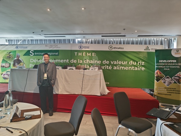 Hongjia Grain Machinery participa en la Ceremonia de Desarrollo Futuro del Procesamiento de Arroz CERFAM de África 