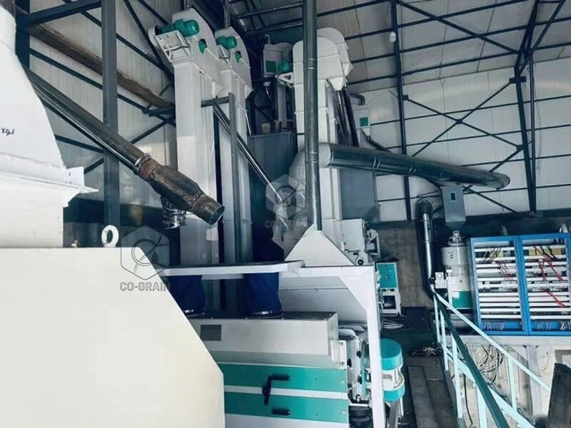 Máquina_completa_de_molino_de_arroz_de_80t_en_Uzbekistán